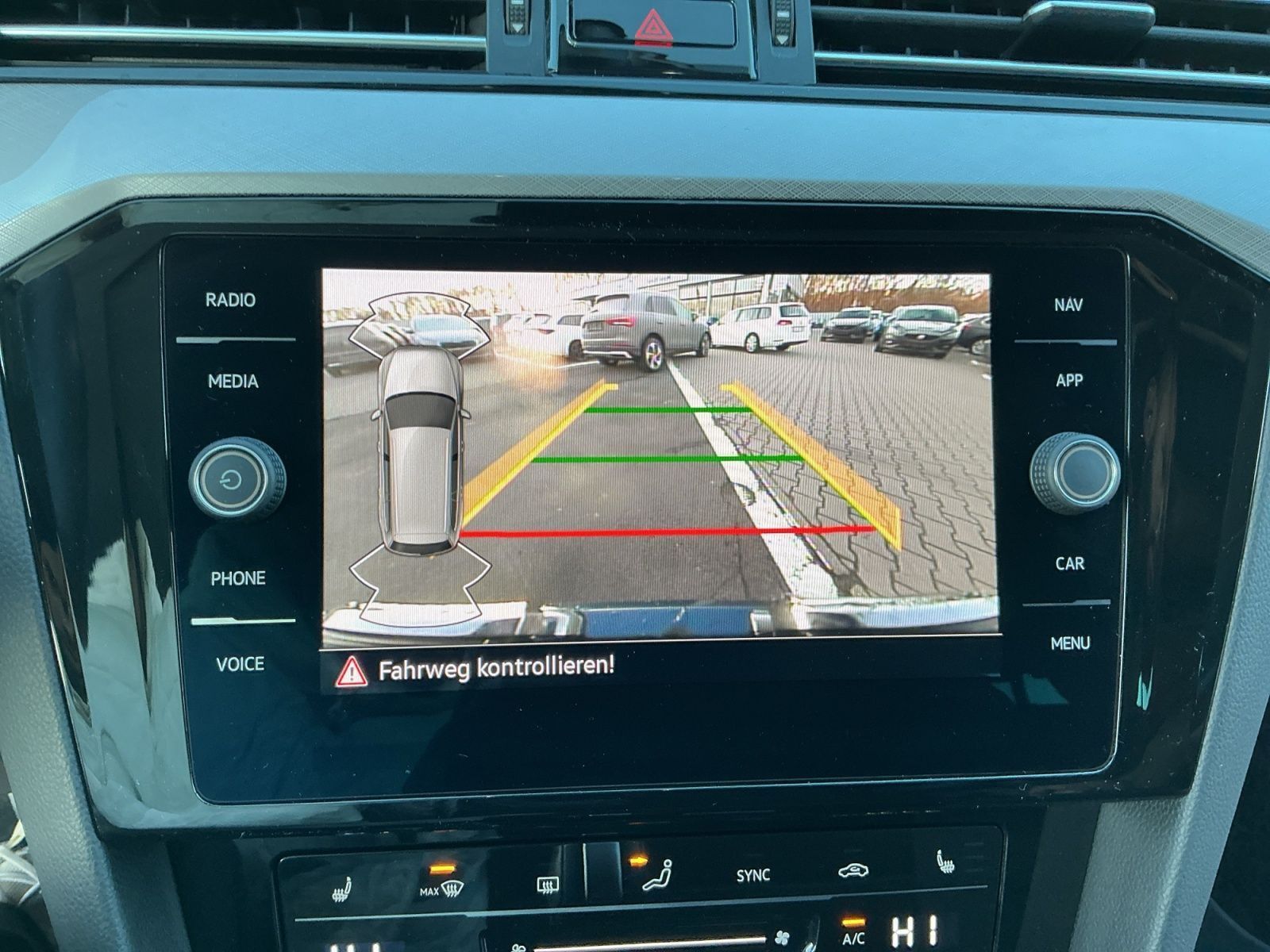 Volkswagen Passat Variant - Bild 19