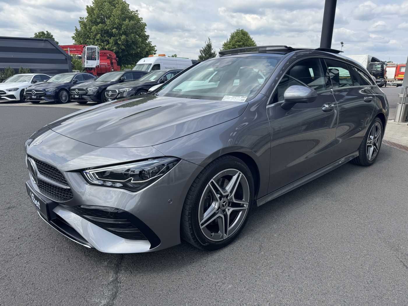 Fahrzeugabbildung Mercedes-Benz CLA 200 AMG+Pano+MultiBeam+DistrPro+HUD+360
