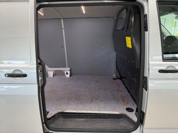 Volkswagen T6 Transporter - 3