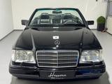 Mercedes-Benz E 320 Cabriolet/MOST WANTED>Schwarz-Schwarz<toll - gebrauchte Mercedes-Benz E 320 aus dem Jahr 1996