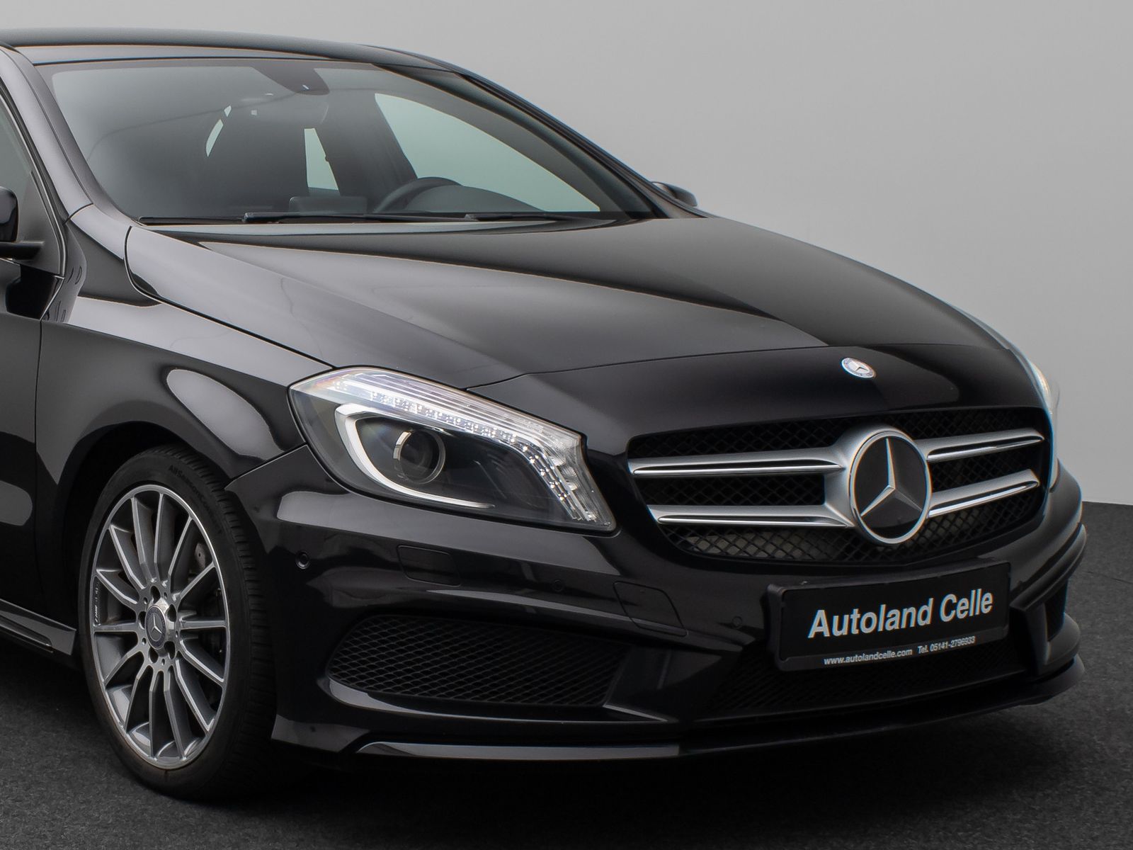 Fahrzeugabbildung Mercedes-Benz A 200 AMG Sport Kamera BiXenon Tempomat Alcantar