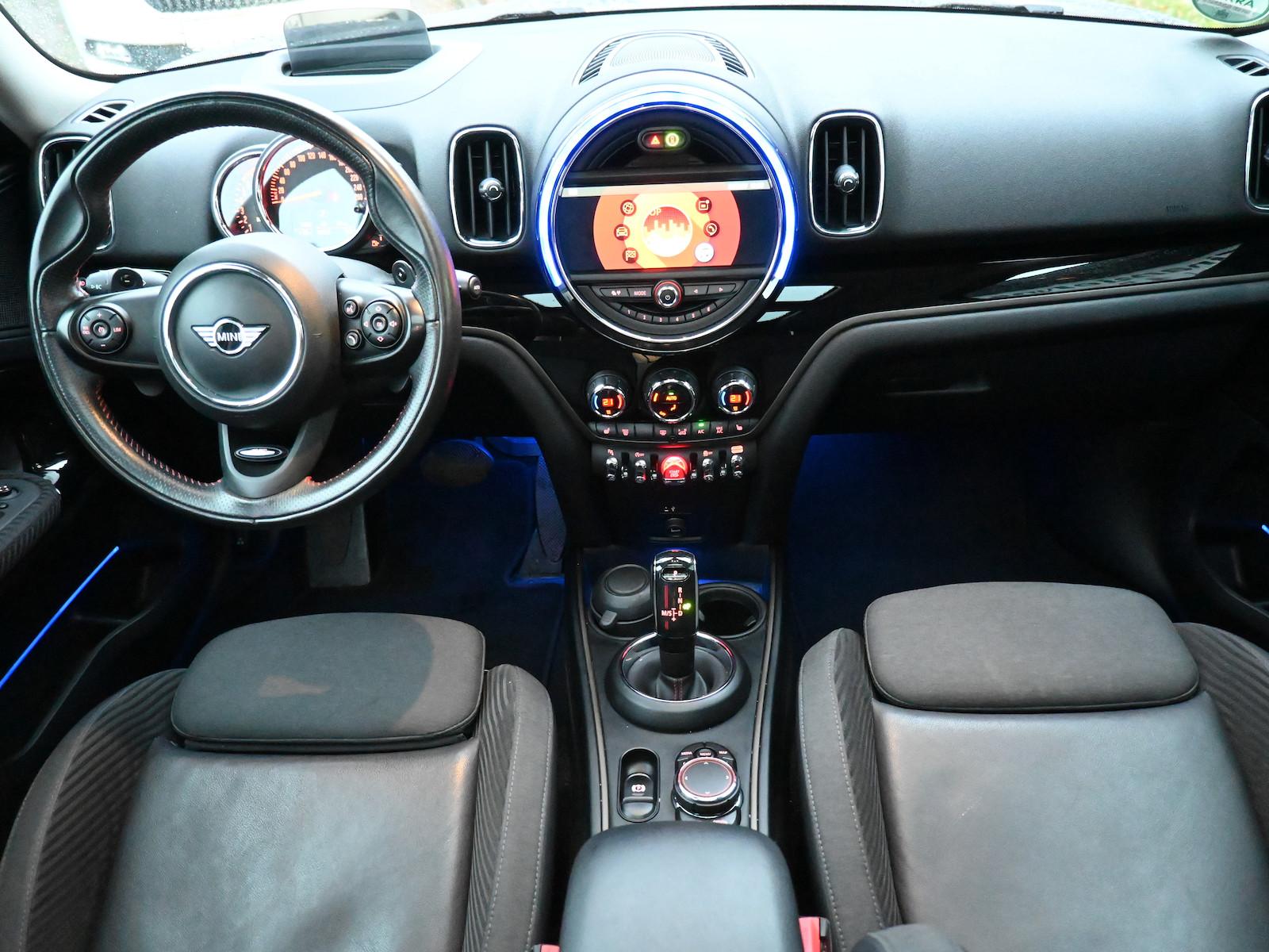 MINI Cooper S Countryman All4 Aut Pano Navi Leder LED