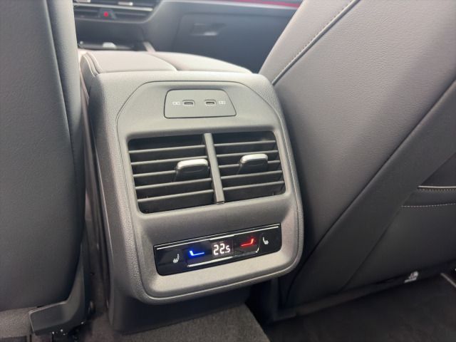 Volkswagen Passat - Bild 17