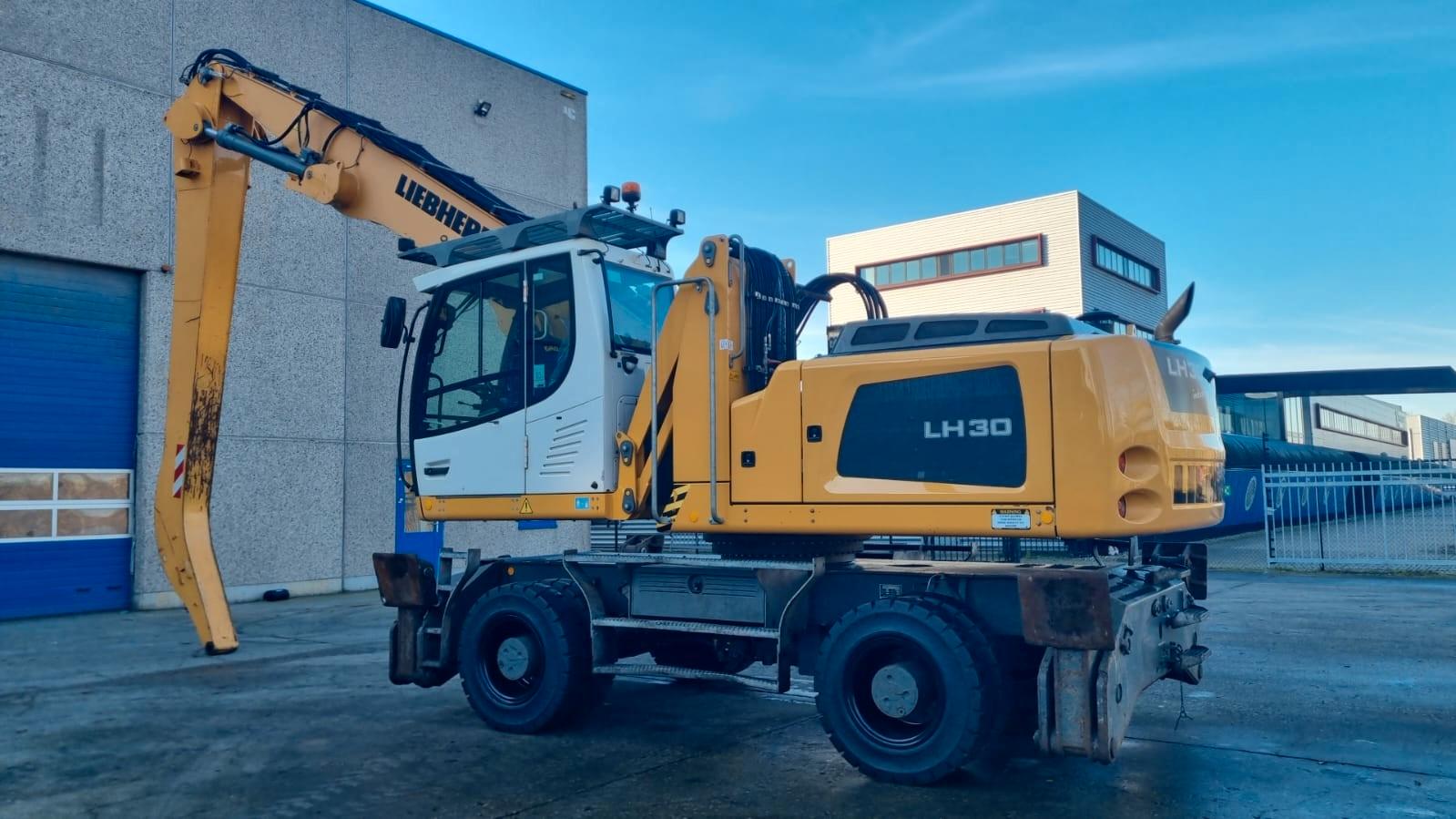 Liebherr LH30 M