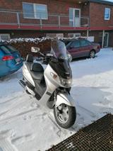Suzuki Burgman AN 400