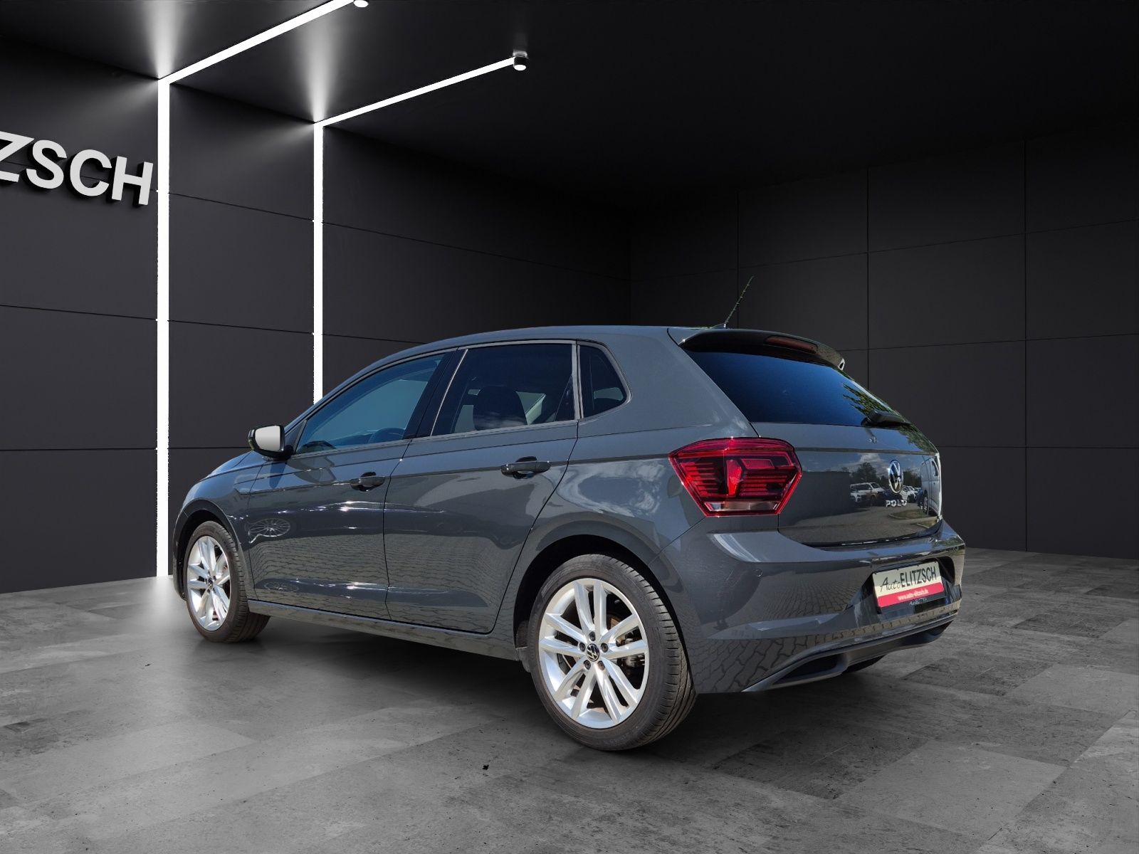 Fahrzeugabbildung Volkswagen Polo TSI Highline Navi AID RFK SH LM