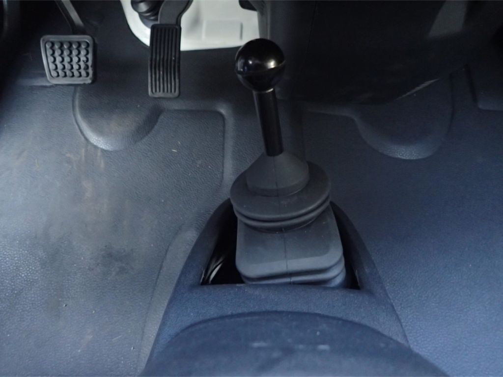 Fahrzeugabbildung Piaggio Porter NP6 Allrad 3-Seitenkipper Cucini LPG Sing