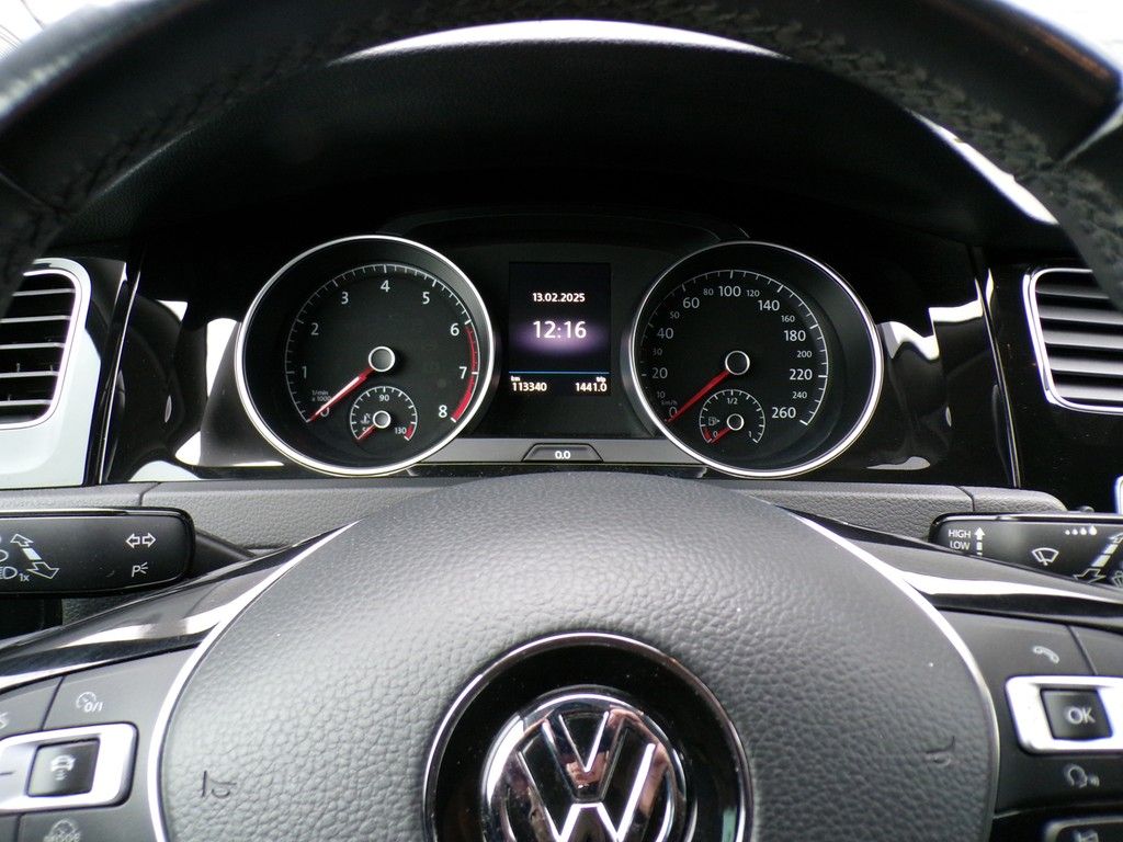 Fahrzeugabbildung Volkswagen Golf VII 1.2 TSI Allstar *XENON*SHZ*ACC*