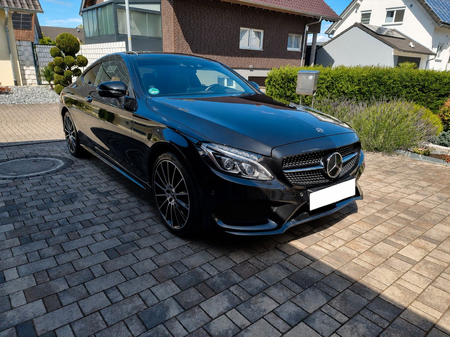 MERCEDES-BENZ C 300 Coupe AMG Distronic Neuwagen Zustand !