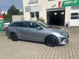 Kia cee'd Sportswagon - silberne Kia cee'd Sportswagon