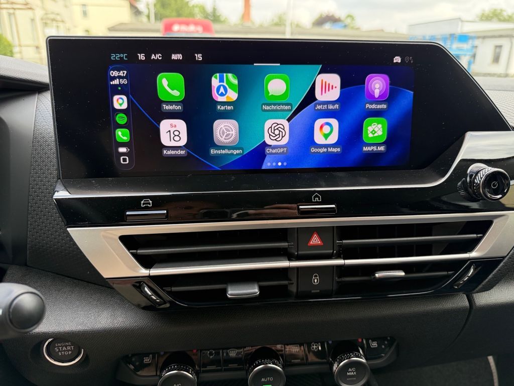 Fahrzeugabbildung Citroën C4 Hybrid 145 COLLECTION + Winter Paket