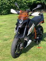 KTM 690 R Duke 3 - KTM 2011 690