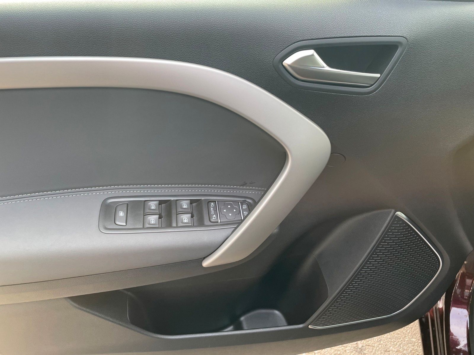 Fahrzeugabbildung Mercedes-Benz T 180 Power Plus Autom Kamera AHK LED MBUX