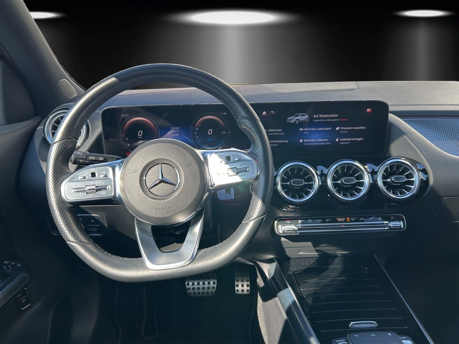 Fahrzeugabbildung Mercedes-Benz EQA250 AMG Advanc+ AHK Pano Memo KeyGo Sitzklima