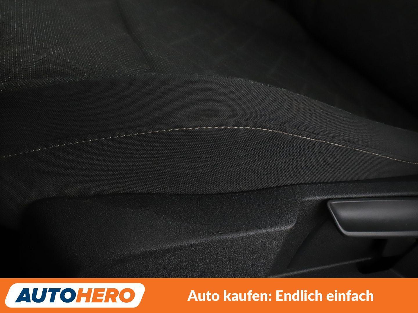 Volkswagen Golf VIII 1.0 TSI Life*ACC*PDC*PANO*BLUETOOTH*, миниатюра 24