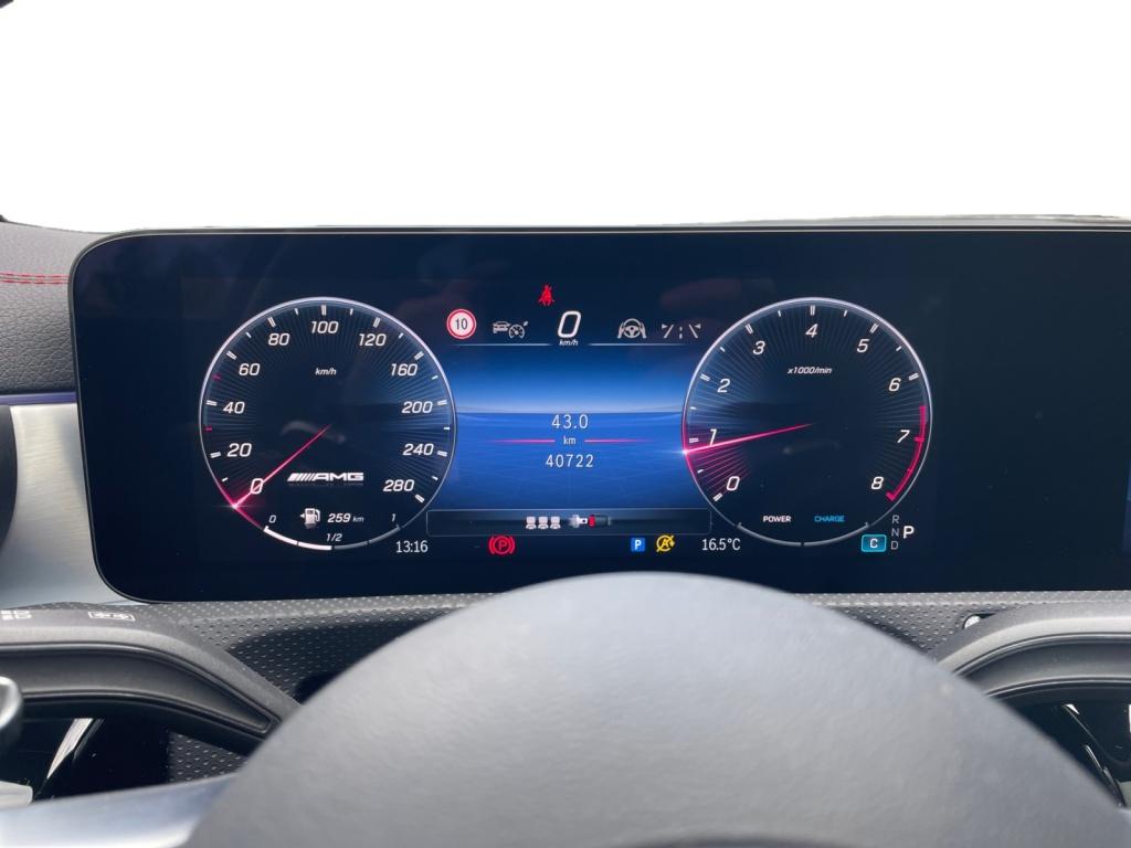 Mercedes-Benz AMG CLA 35 4matic Shooting Brake AMG+MBUX+MBeam