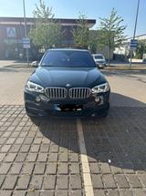 BMW X5 M50 M50d - - BMW X5 M50