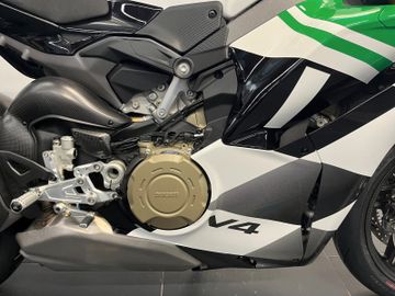 Ducati Panigale V4 Tricolore