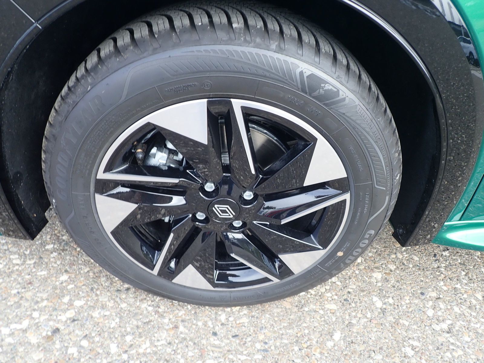 Fahrzeugabbildung Renault Clio Techno TCe 115 EDC