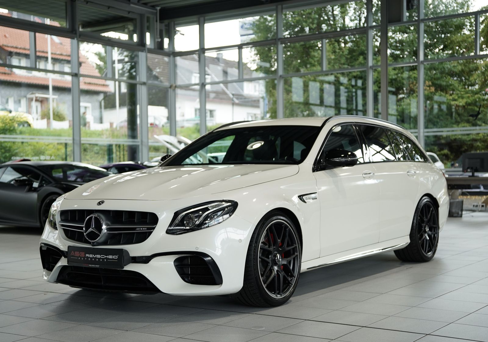 Mercedes Benz E 63 Amg