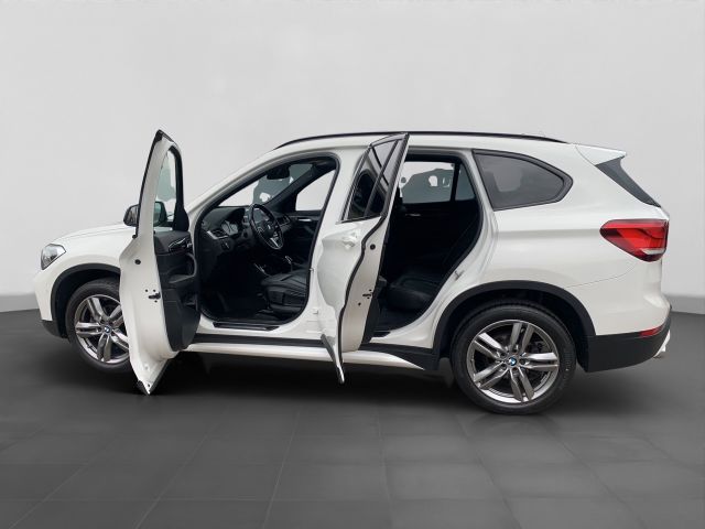 Fahrzeugabbildung BMW X1 sDrive 18d Sport Line+LED+Navi+Leder+HiFi+DAB