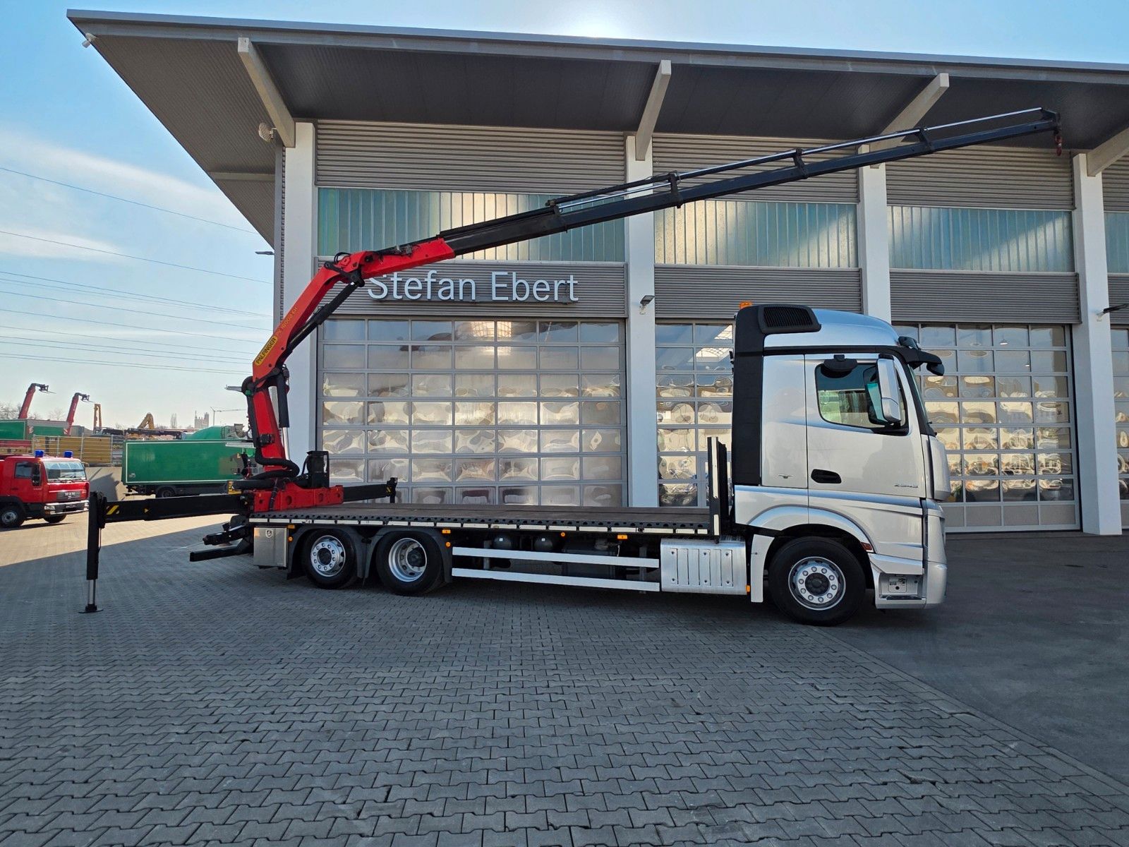 Fahrzeugabbildung Mercedes-Benz Actros 2543 L 6x2 Palfinger PK 18002-EH D Funk