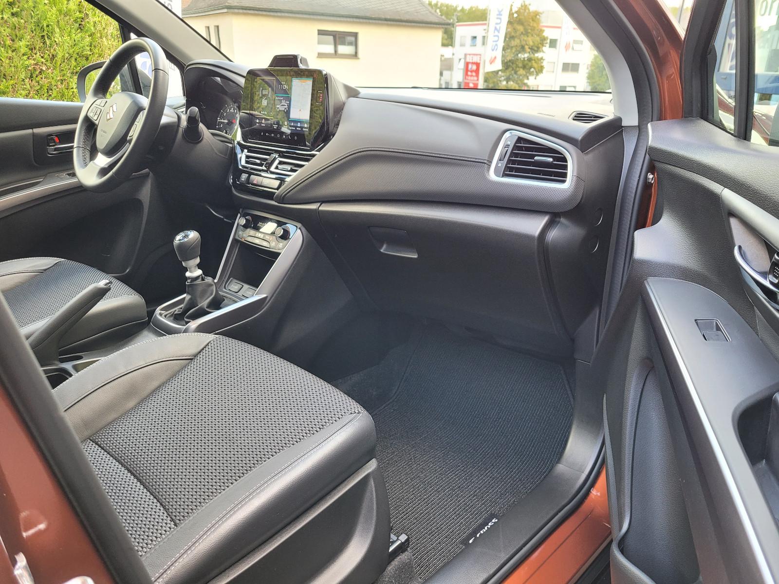 Suzuki S-Cross AllGrip*STANDHEIZUNG*AHK*Pano