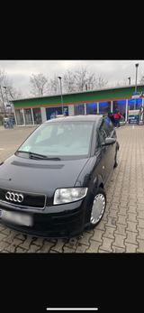 Audi A2 1.4l - Audi A2: mit Anhängerkupplung