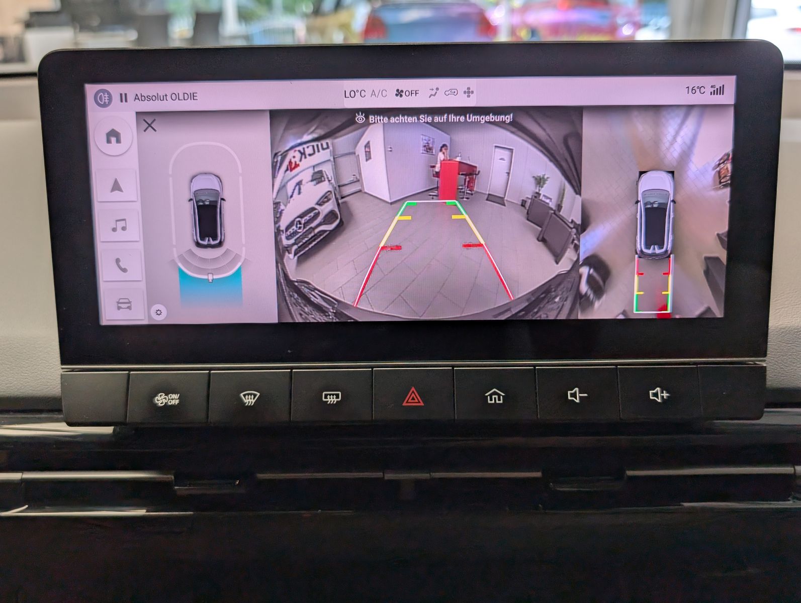 Fahrzeugabbildung MG 4 Luxury LED ACC 360° Navi Klima SHz iSmart-Lite