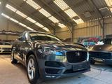 Jaguar F-PACE Portfolio AWD Leder LED AICANTARA HIMMEL - Jaguar F-Pace in Bochum