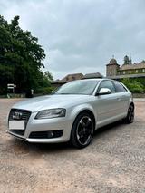 Audi A3 1.6 Benzin - TÜV bis 2025 - 8-fach... - Audi A3 mit Benzin-Antrieb: Kleinwagen, 1.8