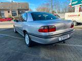Opel Omega CD  Automatik/1.Hand Klima Xenon - Opel Omega mit Benzin-Antrieb: Limousine, Klimaautomatik