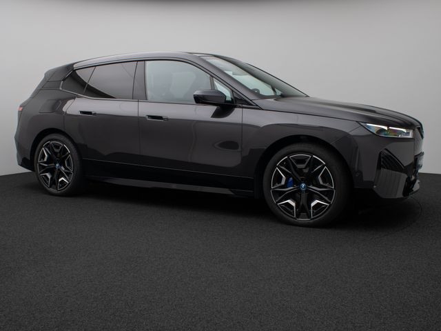 Foto Nummer 4: BMW iX