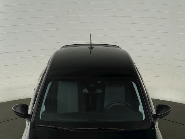 Corsa F FACELIFT AT+RÜCKFAHRKAMERA+SITZHEIZUNG+L