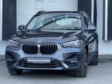 BMW X1 sDrive18d Sport Line LED RüKamera Head-Up AHK - BMW X1 Kombi Gebrauchtwagen