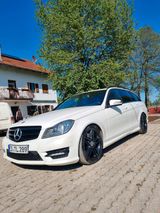 Mercedes-Benz Mercedes C300 CDI 4 Matic W204 T-Modell - Mercedes-Benz C 300: Cdi 4matic