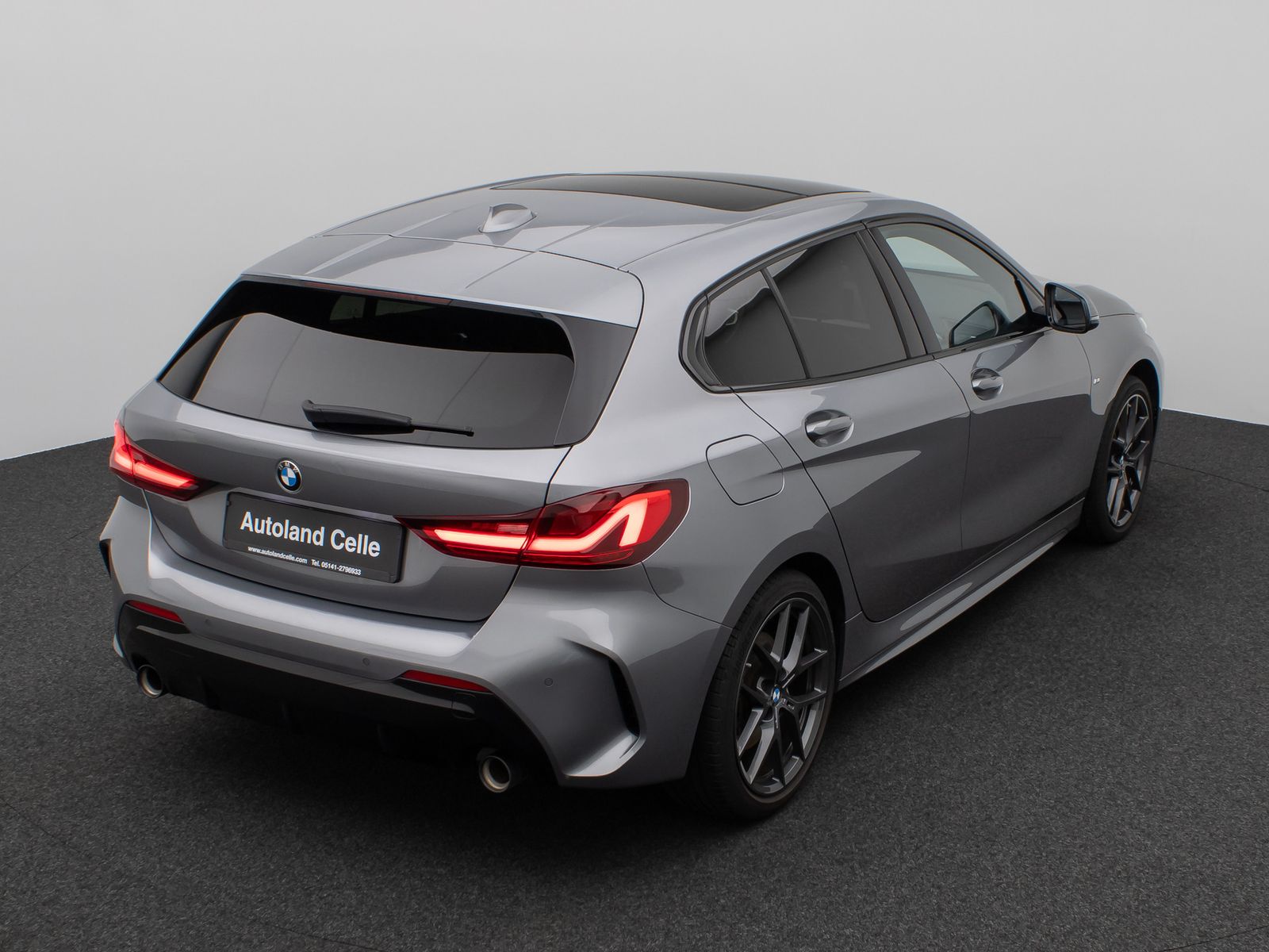 Fahrzeugabbildung BMW 120i M Sport Panorama DAB HiFi Fernlichta 18Zoll