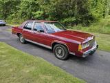 Ford Crown - Ford Crown Gebrauchtwagen