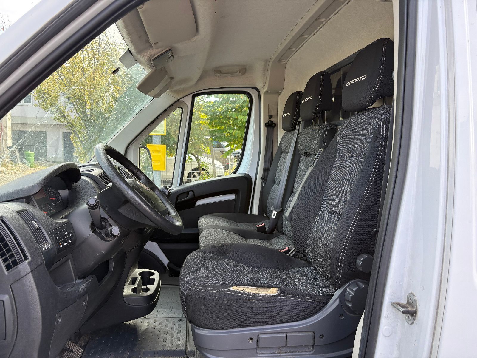 Fahrzeugabbildung Fiat  Ducato Maxi Grossr.-Kasten 35 140 L5H2 RS: 4035