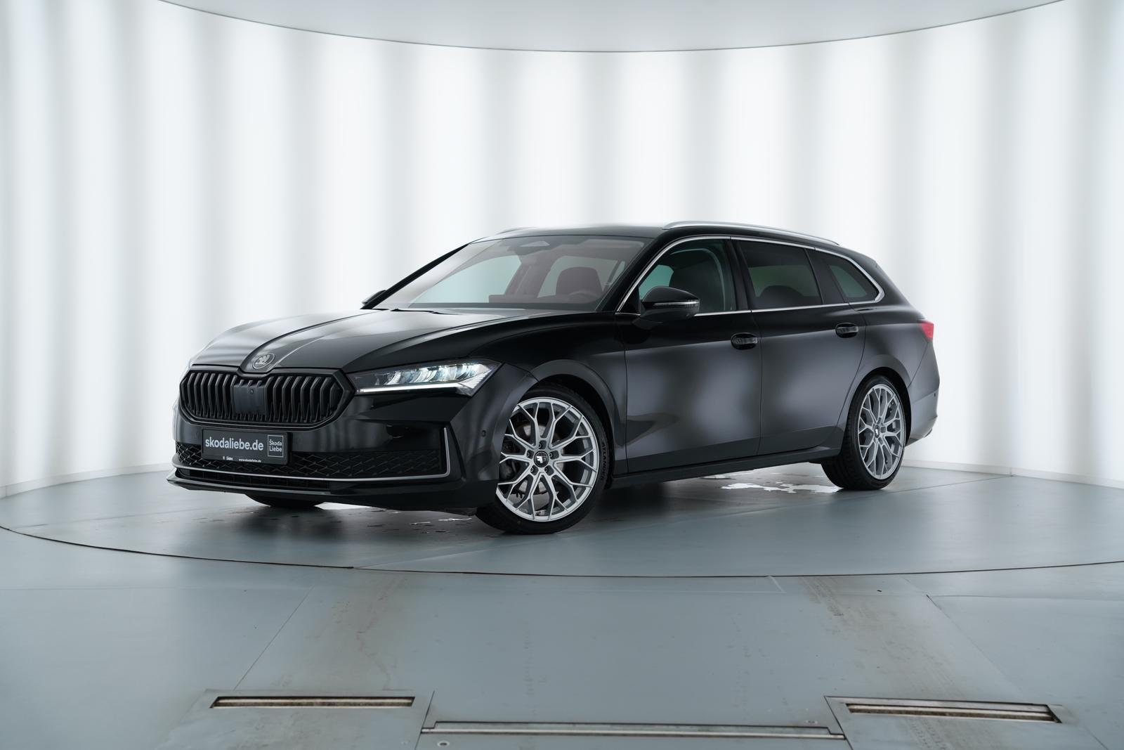 Skoda Superb COMBI 2.0TDI DSG SPORTPAKET+MASSAGE uvm