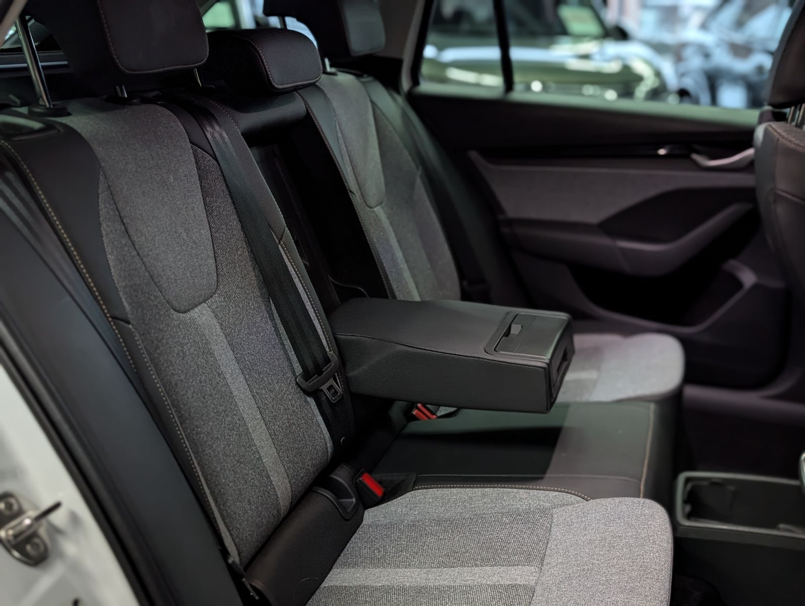 Fahrzeugabbildung SKODA Octavia 1.5 TSI mHEV Style ACC AHK 5J.-Garantie