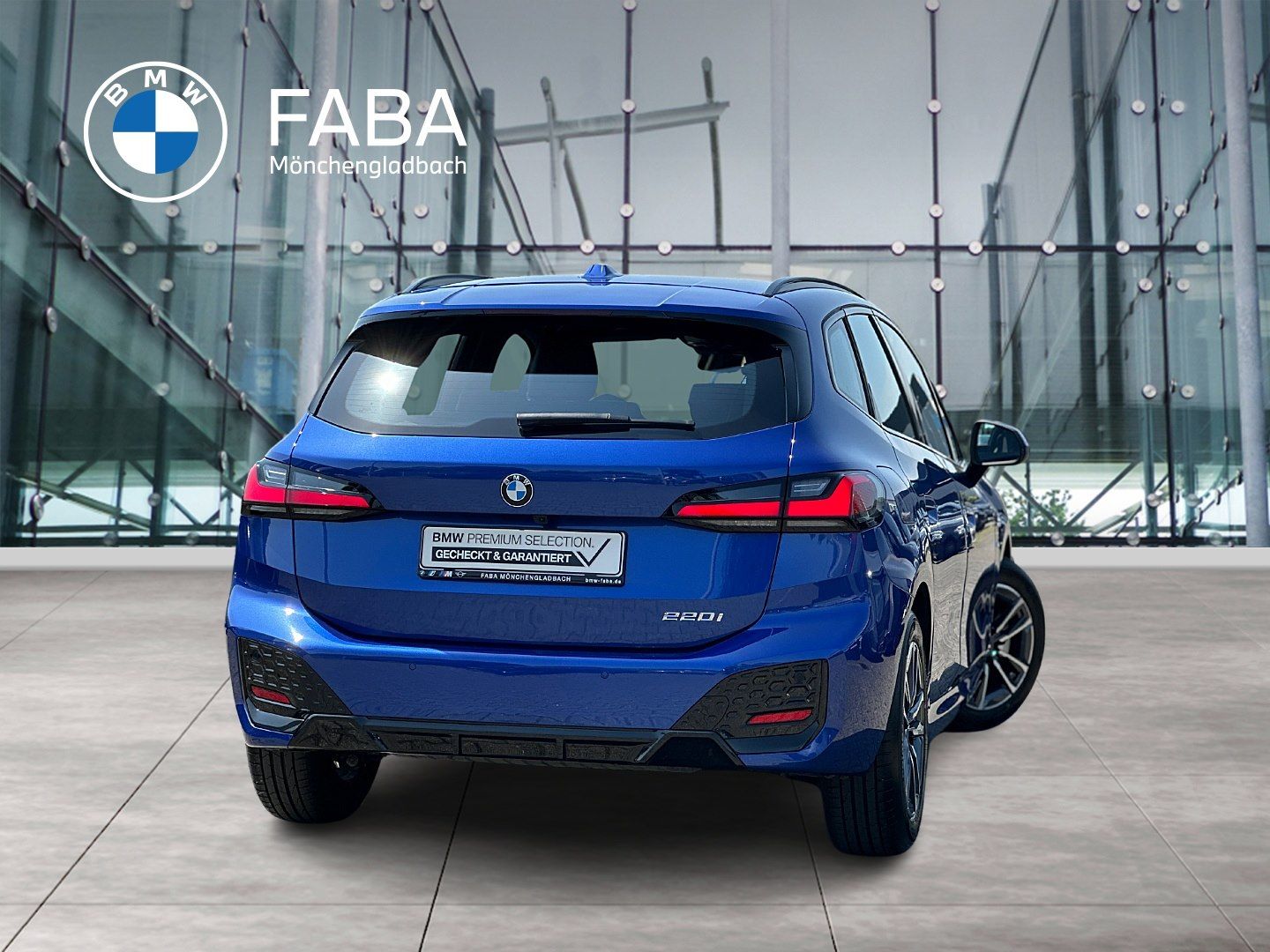 BMW 220 Active Tourer - Bild 2