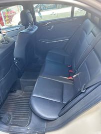 Mercedes E 200 - 5