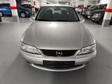 Opel Vectra 1.6 56000KM.1-Hand - Opel Vectra Gebrauchtwagen in München