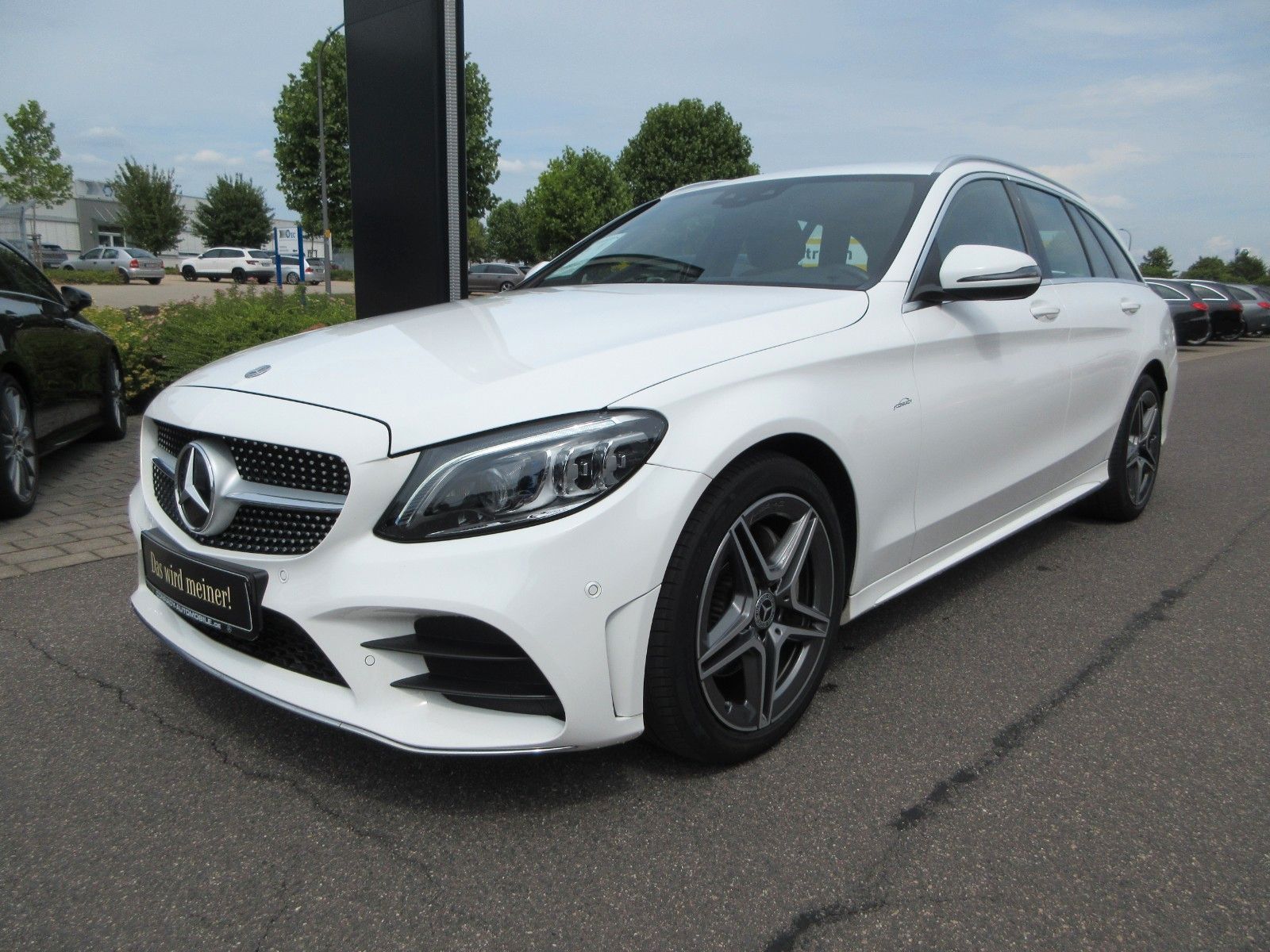 MERCEDES-BENZ C 180 T AMG 9G LED Navi Kamera Ambi Spur+Totwnkl