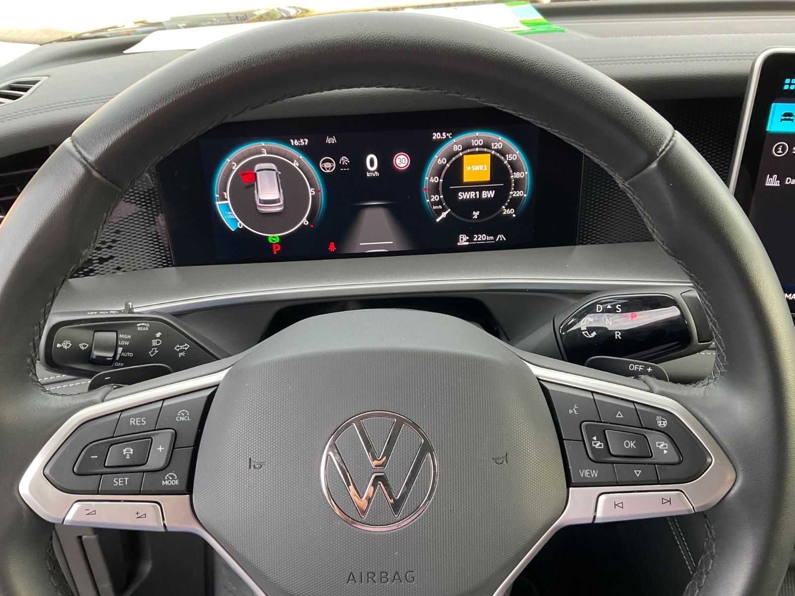 Fahrzeugabbildung Volkswagen Tayron 2.0 TDI 4M,AHK,Navi,Kamera,7-Sitzer,IQ