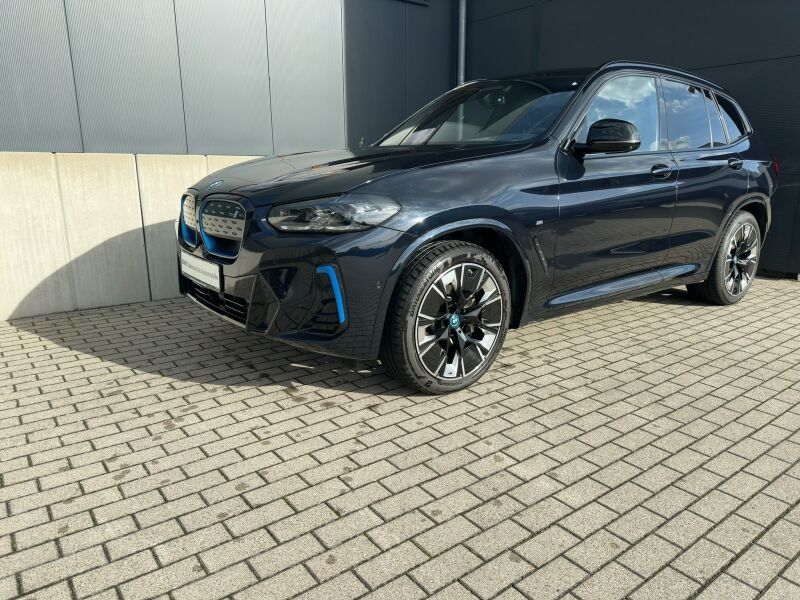 BMW iX3 Impressive M Sport LED HUD GEST 360 AKUS hk foto 2