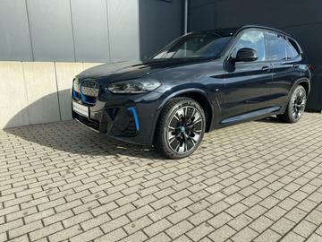 صورة 2 لـ 2023 BMW IX3