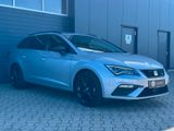 Seat Leon ST 2.0 TDI *FR BLACK MATT*LED*NAVI*PANO*ACC - Seat Leon in Braunschweig