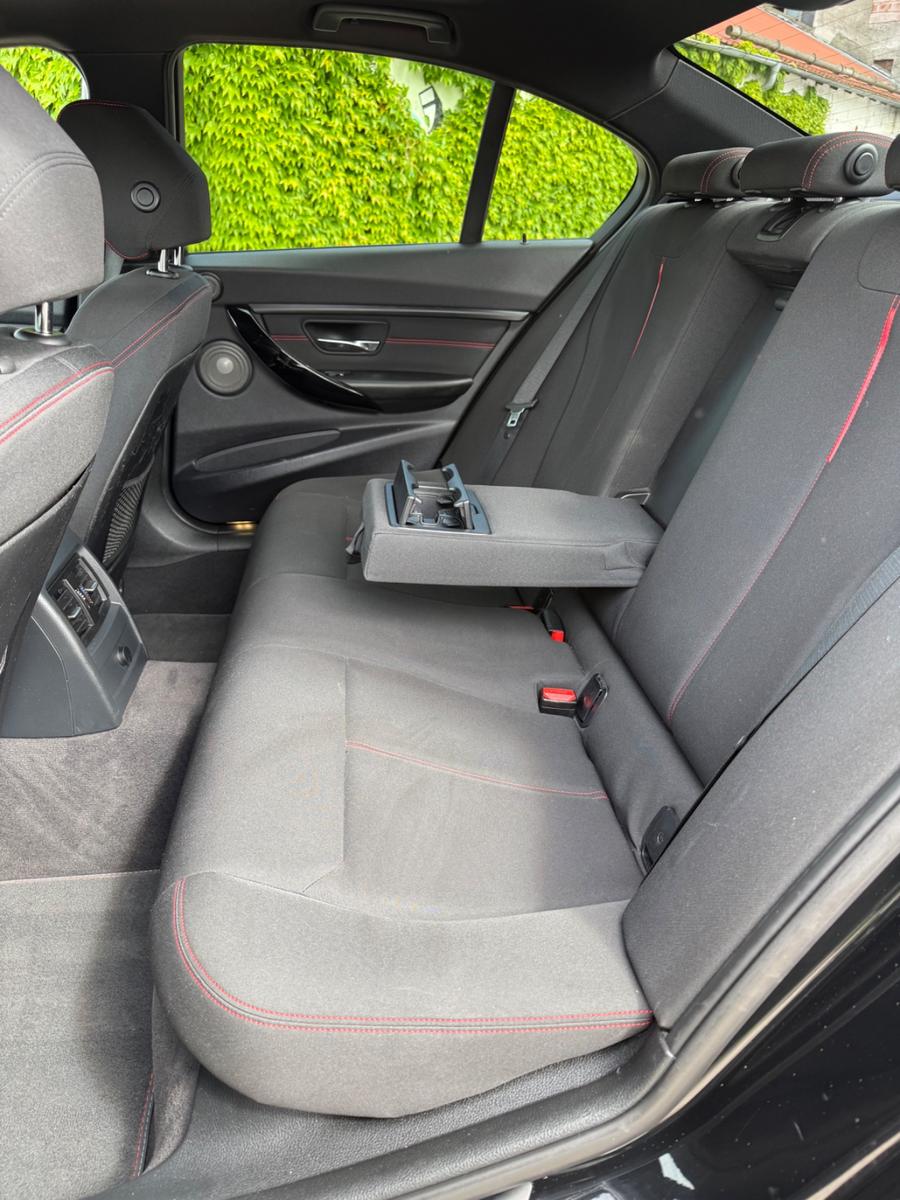 BMW 335i xDrive Sport Line | 306 ch | BVA | Harman Kardon | GPS Professional | Phares bi-xénon | Sièges chauffants